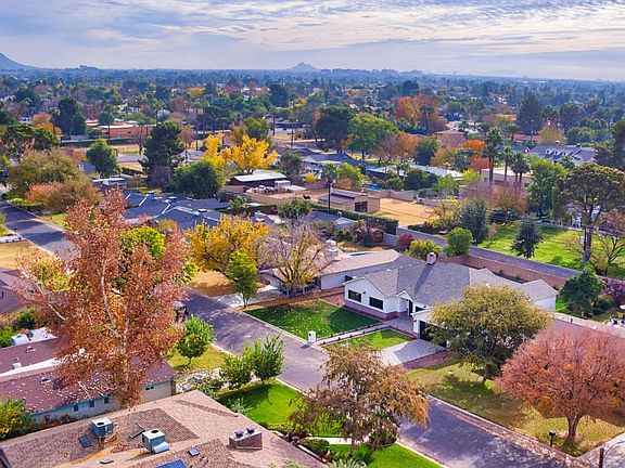 L_409 E. Lamar Road Phx, AZ 85012_0548