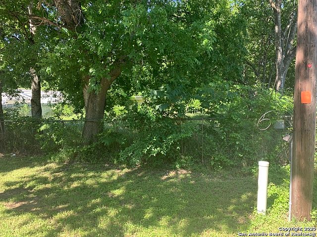2nd image of 1027 Colzona Rd