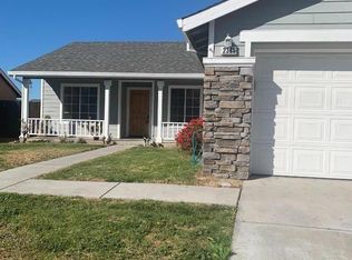 2396 Glenview Dr, Hollister, CA 95023