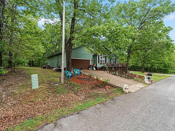 3rd image of 9 Aberdeen Ln
