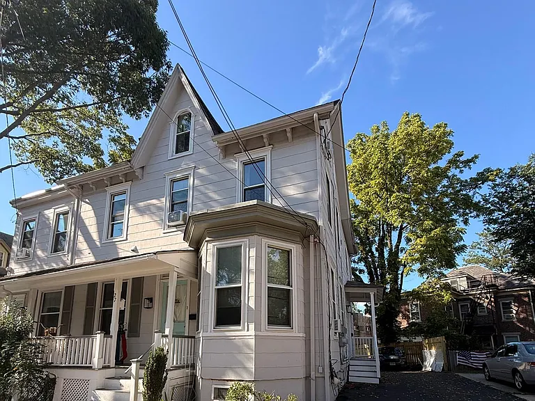 25 Ellis St #27-27B — Photo 1