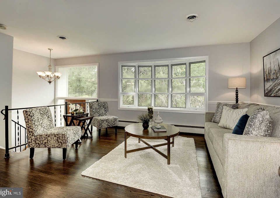 1st image of 2600 Roswell Ct