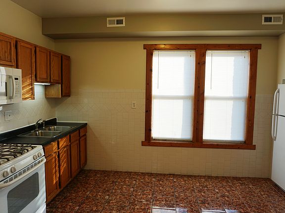5th image of 1537 S 58th Ave