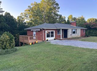 1408 Ridgecrest Rd, Johnson City, TN 37604