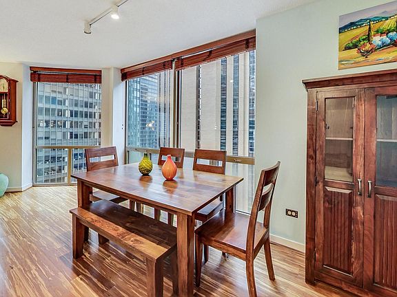 4th image of 222 N Columbus Dr APT 1703