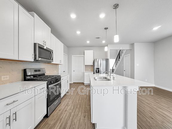 5th image of 18815 Chisholm Meadow Dr