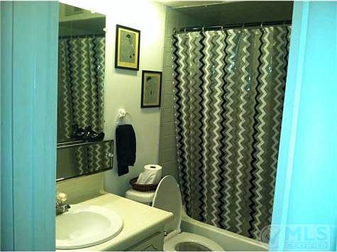 3rd image of 112 Doolen Ct APT 104