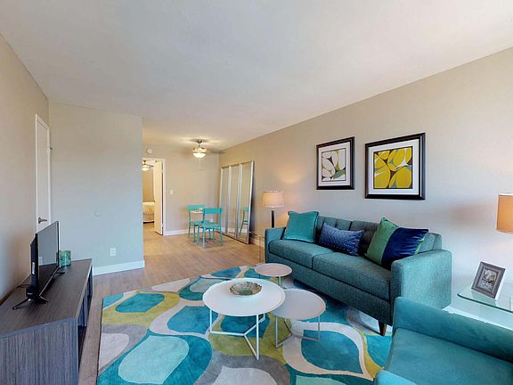 2nd image of 5099 72nd St #61