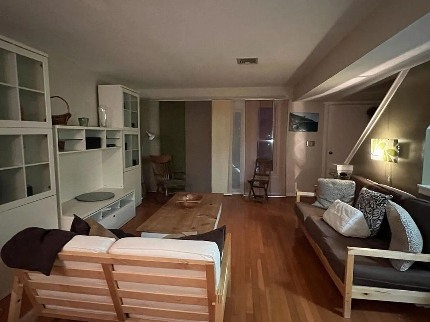 2 Bedroom Condo in Hartford — Photo 3
