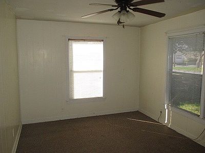 4th image of 1216 Linda Lee Dr
