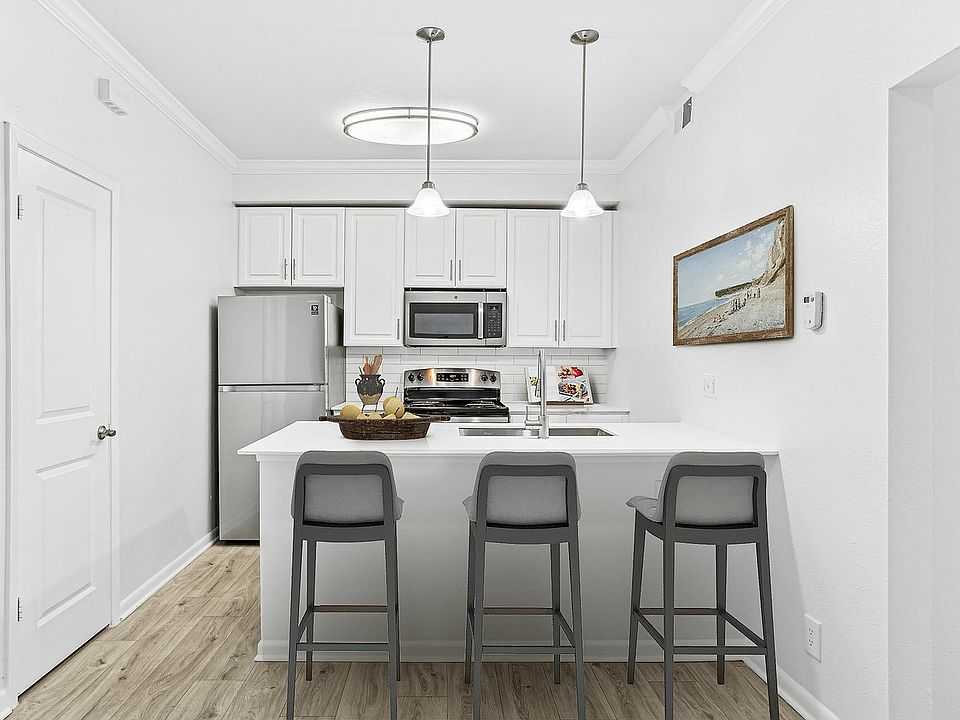 Unit 1207 B3 2BED 2 BATH 936 SQFT 8