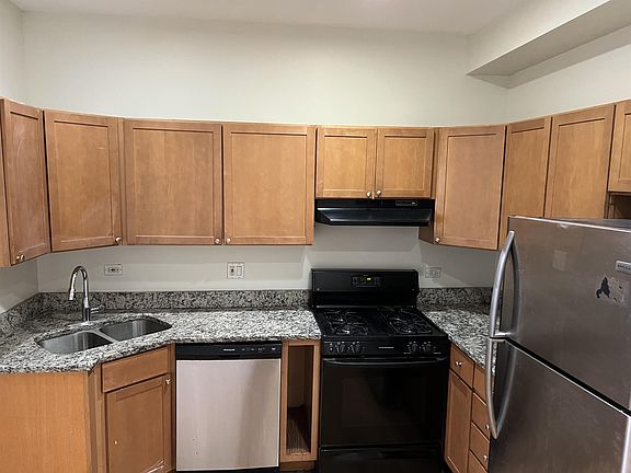 4th image of 905 Home Ave Floor 2