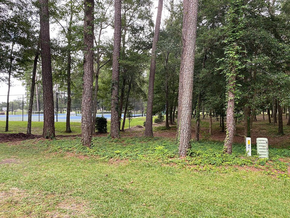 1st image of 79 Clubhouse Dr SW