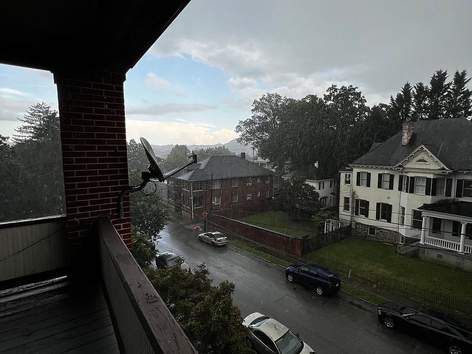 1st image of 119 Albemarle Ave SW #C1