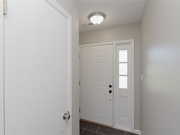 3rd image of 777 Lakengren Dr