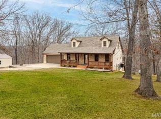 480 Lone Pine Ln, Saint Clair, MO 63077