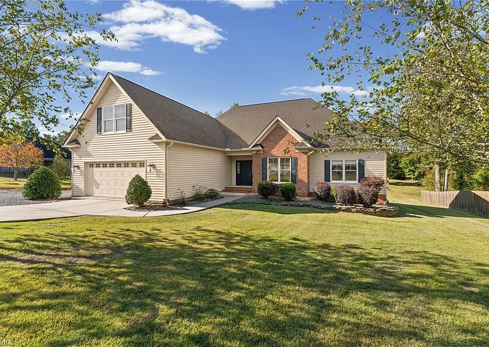 1st image of 147 Richard Byerly Rd