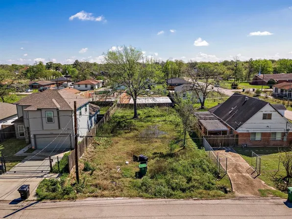 7925 Colonial Lane, Houston, TX 77051