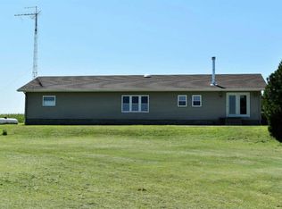 2964 County Road 76, Quinter, KS 67752