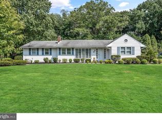 4008 Bridgeboro Rd, Moorestown, NJ 08057
