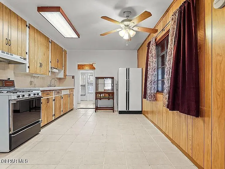 3222 Frankfort Ave #A — Photo 6