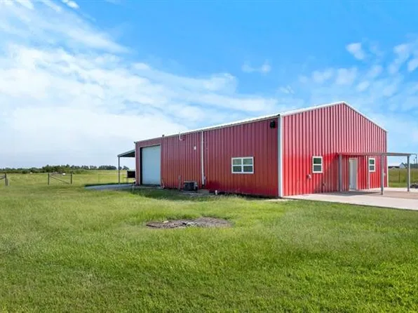 7976 Metzger Rd, Iowa, LA 70647