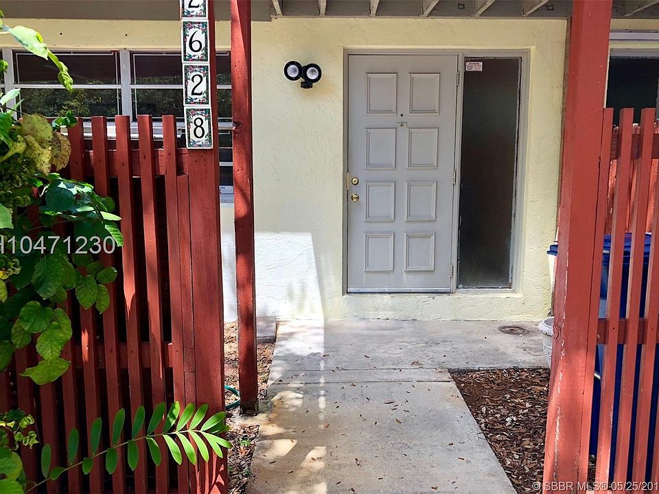 1st image of 2628 N 38th Ave #2628