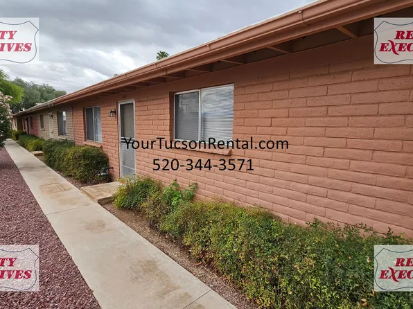 3031 E Blacklidge Dr, Tucson, AZ 85716