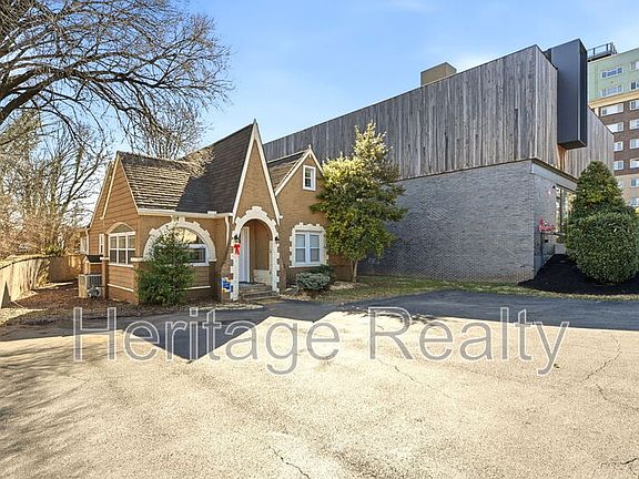 2nd image of 3820 Sutherland Ave #1