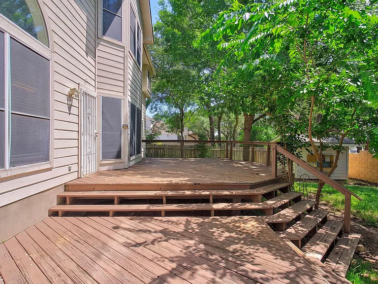 7021 Gentle Oak Dr — Photo 28