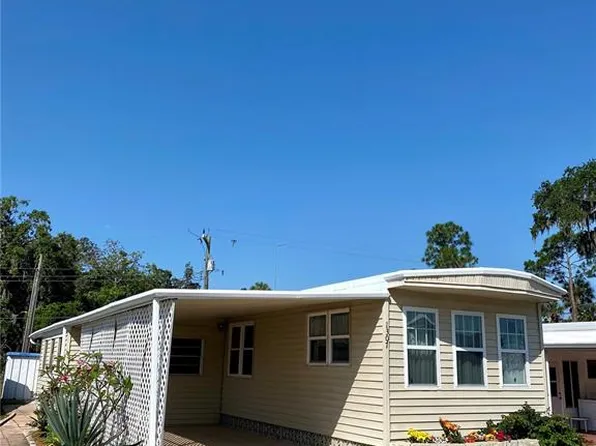 1307 41st Ave E, Ellenton, FL 34222