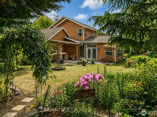 1850 Maple Street, Port Townsend, WA 98368