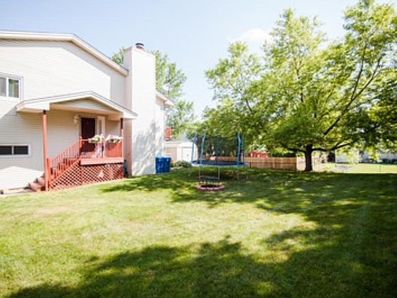 2nd image of 1075 Regency Dr