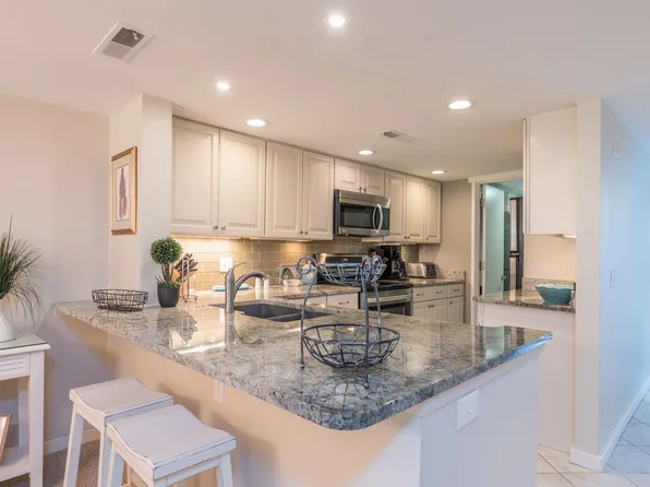 63 Shipyard Dr APT 902, Hilton Head Island, SC 29928