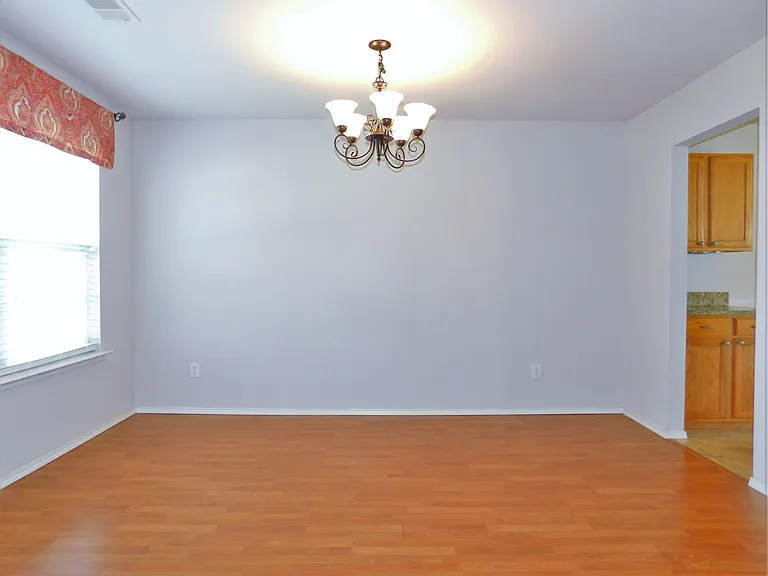 1508 Sequoia Grove Ln — Photo 6