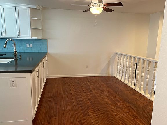 3rd image of 4912 1/2 McConnell Ave