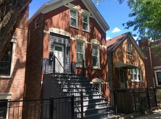 2040 W McLean Ave #G, Chicago, IL 60647