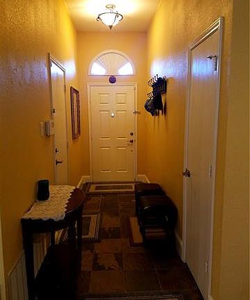 4th image of 401 Willowstone Trl