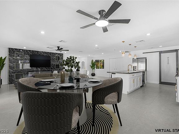 2nd image of 1504 Banner Cir