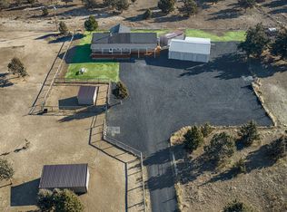 14075 SW Chickadee Rd, Terrebonne, OR 97760