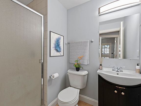 4th image of 757 Syracuse Ave APT 2S