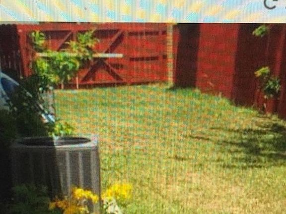 3rd image of 222 Orange Ln