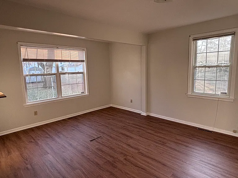 123 Kirby Ln — Photo 6