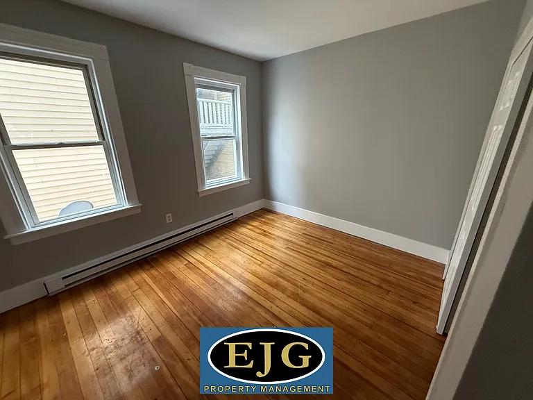 207 Pine St #2 — Photo 22