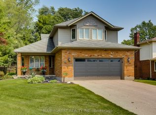 14 Eric Dr, Thames Centre, ON N0L 1G1