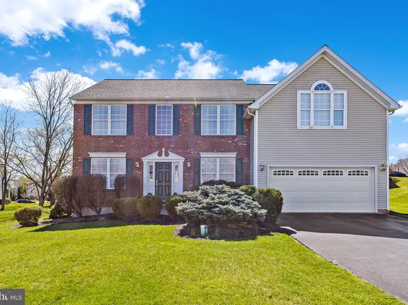 823 Rhinehart Ln, Phoenixville, PA 19460