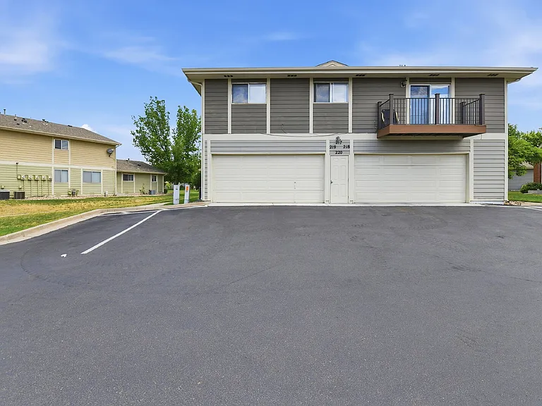 1225 S Oneida St #217 — Photo 20