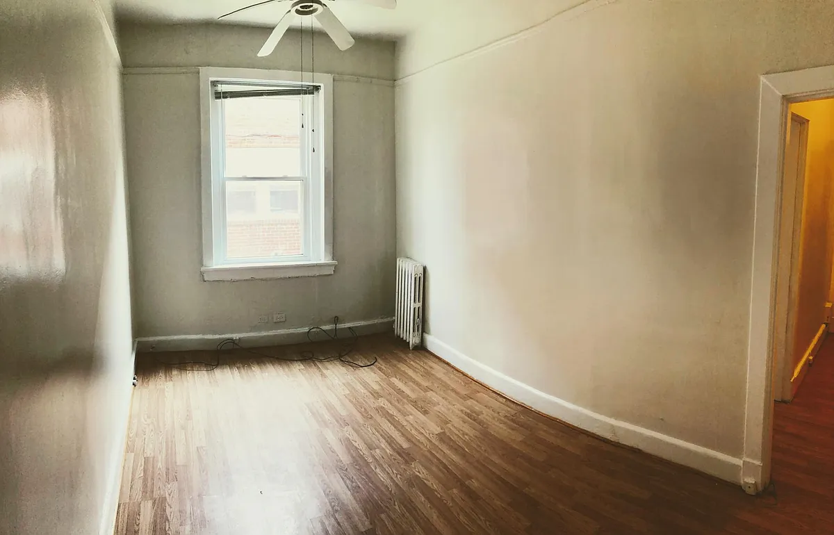 Building Photo - 2618 Grove Ave #105