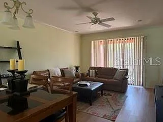 2 bed, 2.0 bath, 1408 sqft, $2,100 — Photo 3