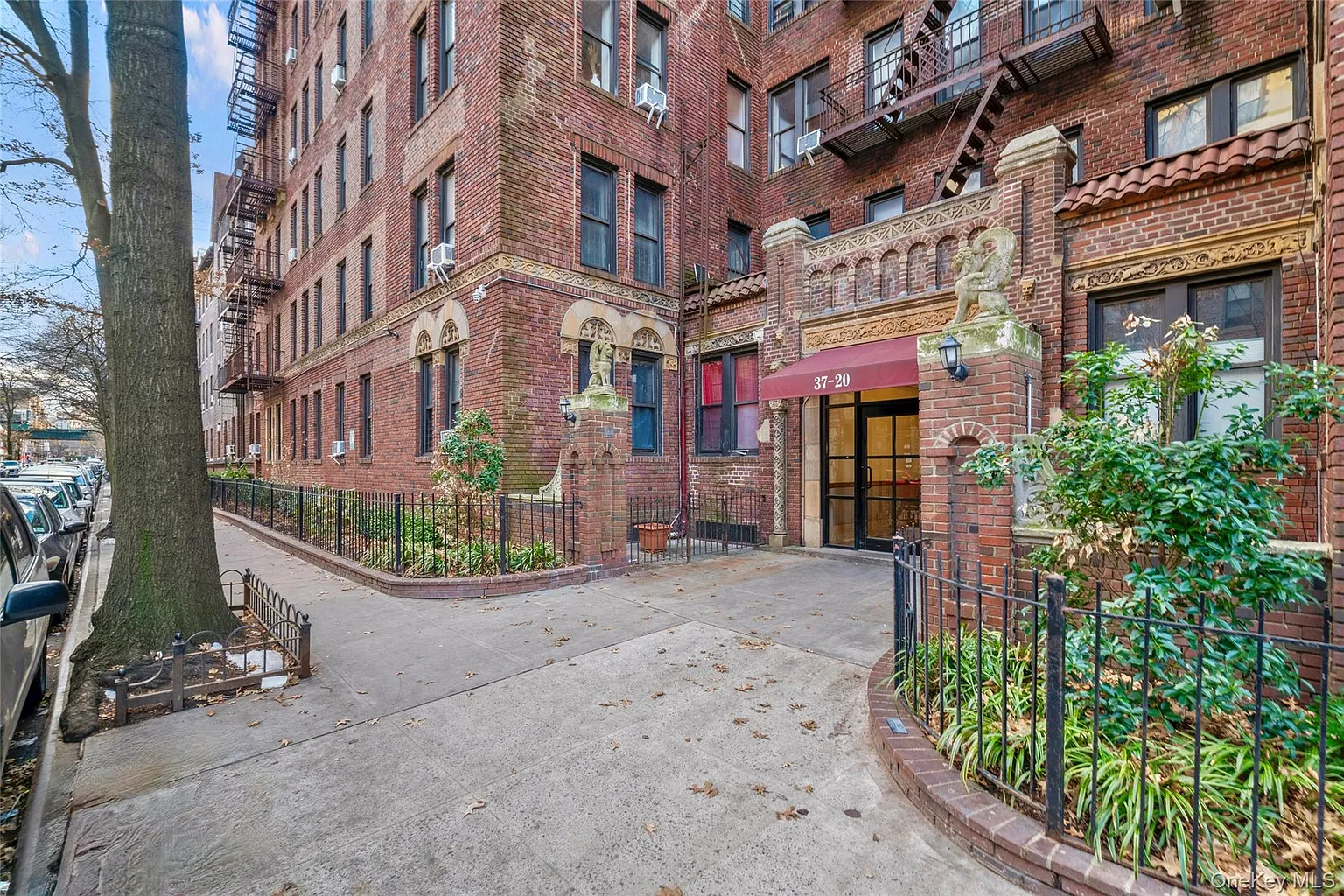 3720 81 Street #5E photo 1